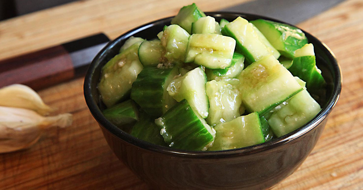 Healing Cucumber and Garlic Salad Lowers Cholesterol and Regulates